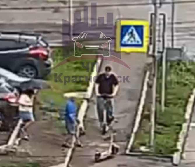 Электросамокатчик сбил пенсионера